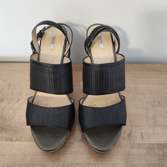 Geox Mauvelle Black Leather Sandal - Picture 3 of 6
